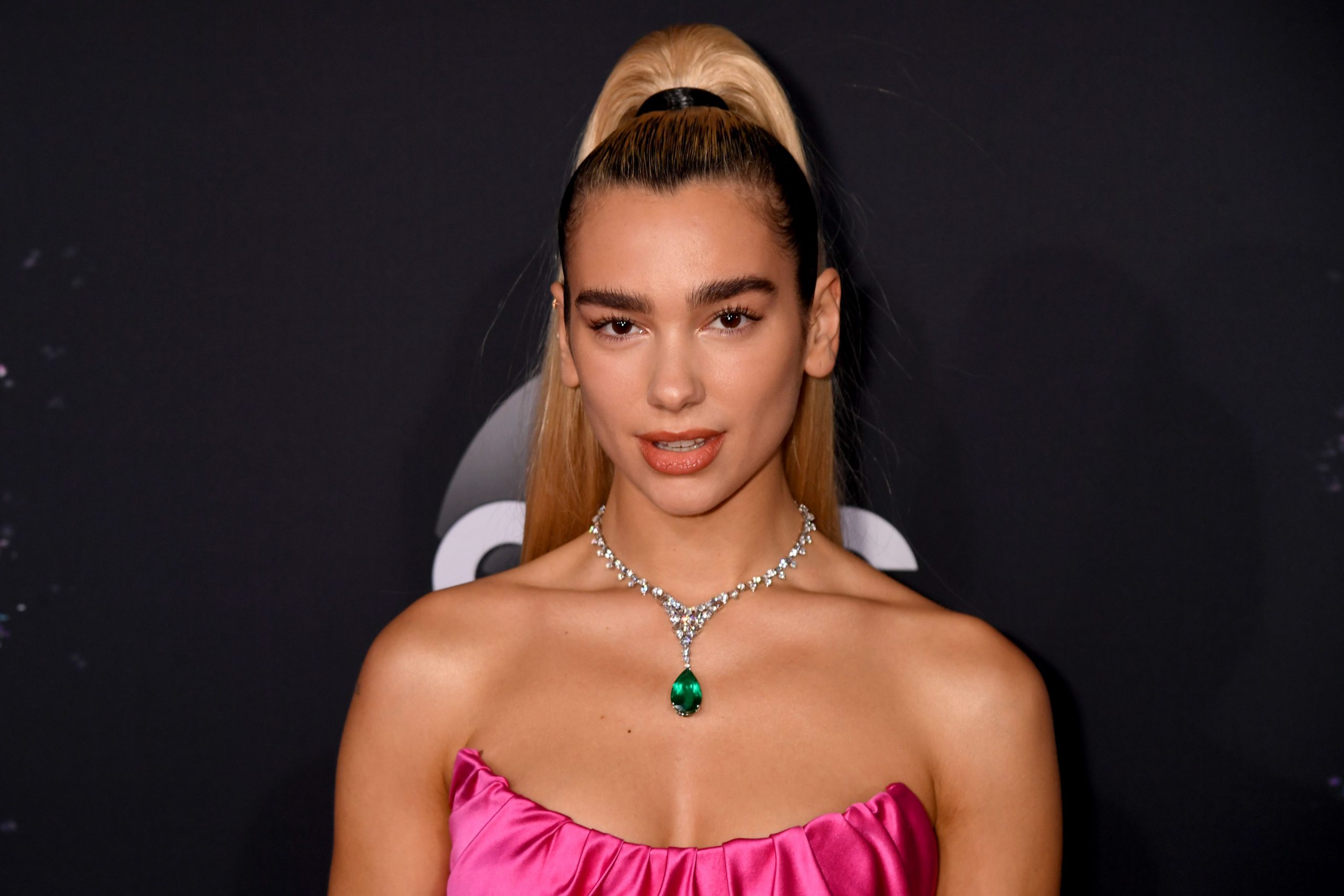 Is dua lipa transgender